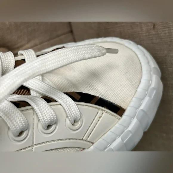 FENDI FORCE White Canvas Women's Sneakers - Picture 8 of 15